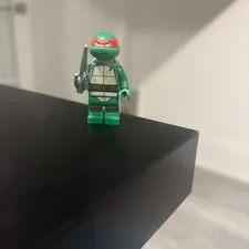 LEGO Teenage Mutant Ninja Turtles Minifigure Raphael Authentic 