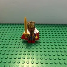 LEGO Minifigure Series 13 King w/ Crown, Red Cape & Sword Plastic Figure