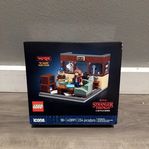 LEGO Stranger Things WSQK Radio Station The Squawk 40891