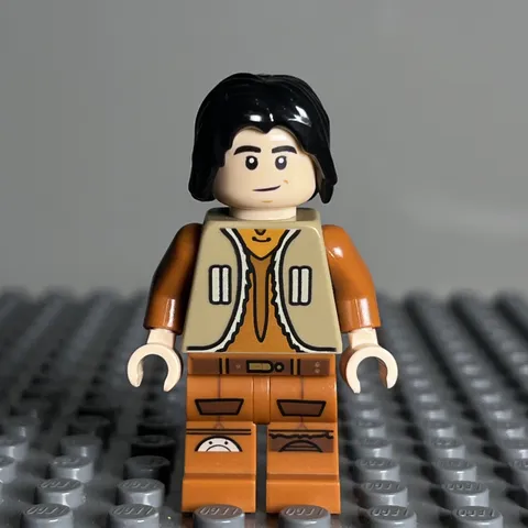 LEGO Star Wars Minifigure sw0574 EZRA BRIDGER from Set 75090 Speeder Bike - 1S