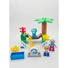 LEGO Duplo Jurassic World Gentle Giants Petting Zoo 10879 Dinosaur Set Figures