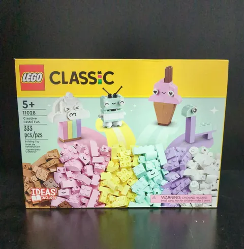 Lego 11028 Classic Creative Pastel Fun 2023