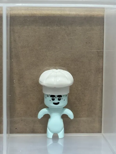 LEGO Minifigure - DREAMZzz Dreamling Baker - No drm018 - QTY 1