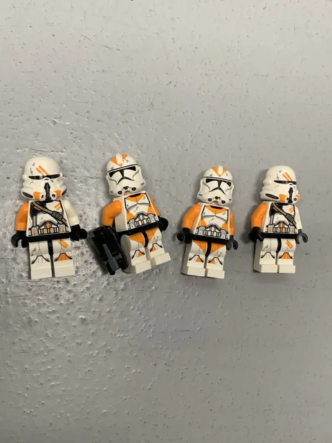 LEGO Star Wars Clone Trooper 212th Minifigures (4 Figures)