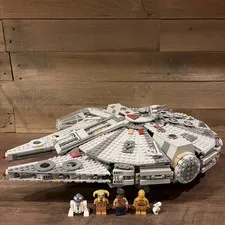 LEGO Star Wars: Millennium Falcon (75257) Missing Some Figs Build Is 99%