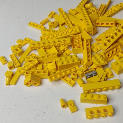 LEGO YELLOW  LOT  BRICKS BUILDING PIECES BRICK