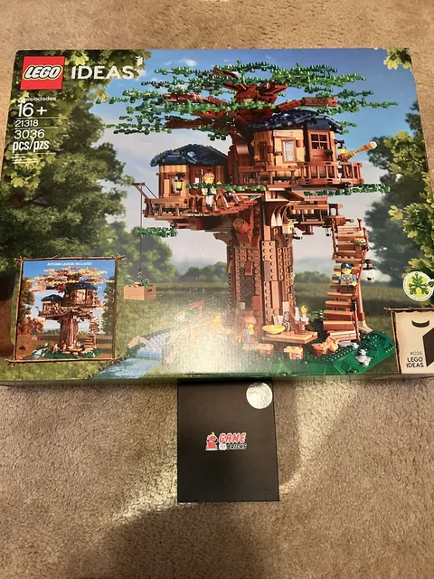 NEW SEALED LEGO Tree House Set 21318 With New Game Of Bricks Light Kit