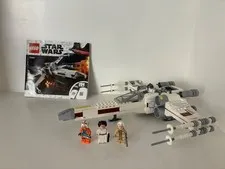 LEGO Star Wars: Luke Skywalker's X-Wing 75301 Complete w/ Minifigs, Instructions