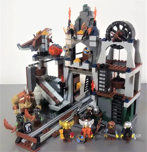 LEGO Castle 7036 Dwarves’ Mine Fantasy Era Castle w/ Mnifigs Manuals No Box Used