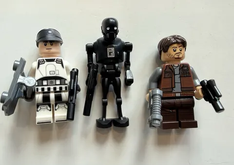 LEGO Star Wars: 75399 Rebel U-Wing Minifigures- Cassian Andor, K-2SO, ISB Agent 