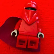 LEGO Red Plastic Minifigure Figure w/ Cape & Helmet LEGO Minifigure