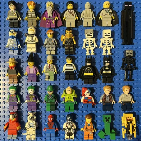 LEGO MINIFIGURE BULK LOT - 34 Minifigures - Different Themes - Used