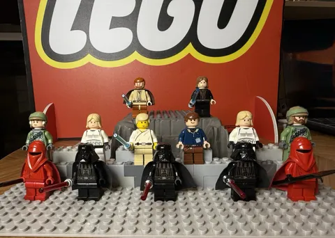 LEGO Star Wars 13 Minifigure Lot 2x sw0123 Vader sw0386 Royal Guards Luke