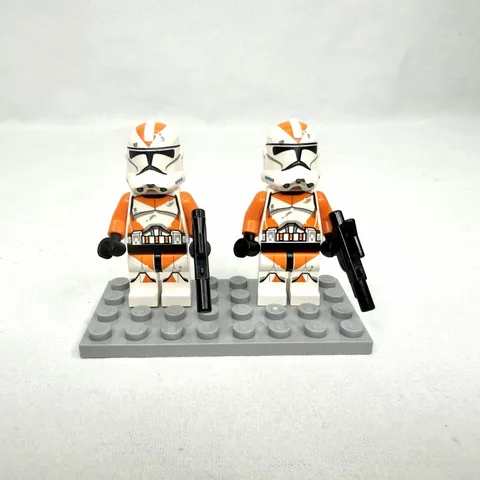 2-Lego Star Wars 212th Clone Trooper Minifigure sw0522 sw0523 Battle Pack