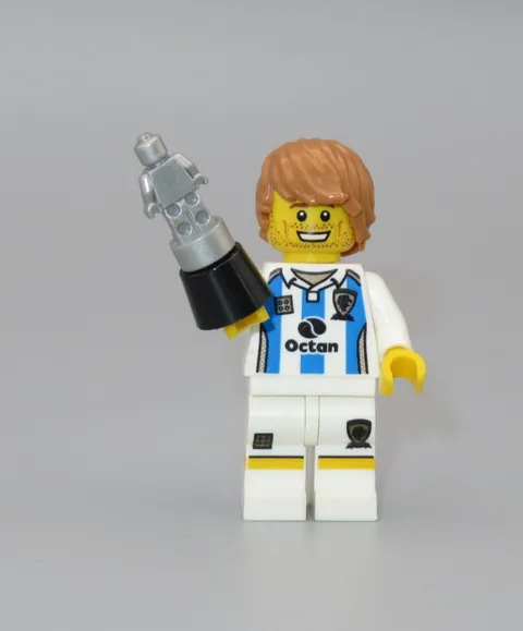 LEGO Soccer Player trophy complete minifigure Collectible series 4 CMF