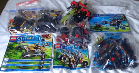 LEGO  Legends of Chima Mix Incomplete Set Lot