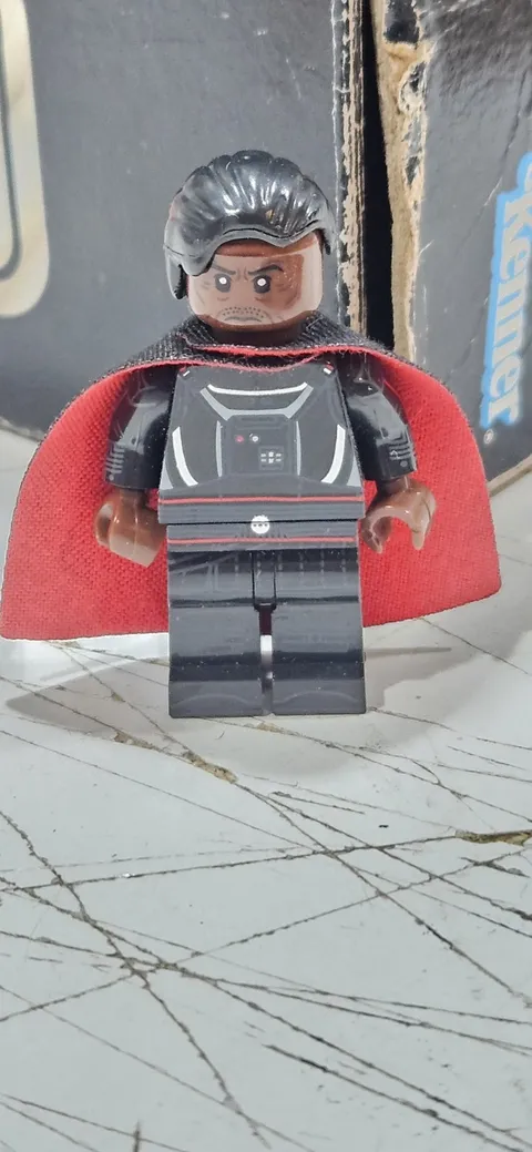 LEGO Star Wars Moff Gideon Minifigure sw1160.  75315 Imperial Light Cruiser 4h
