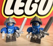 Lego Lot Of (2) Nexo Knights Clay Bot Minifigures With Accessories 