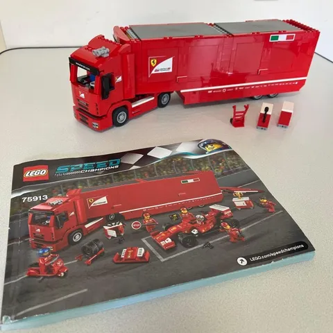 LEGO Speed Champions Ferrari F14 T and Scuderia Ferrari Truck 75913
