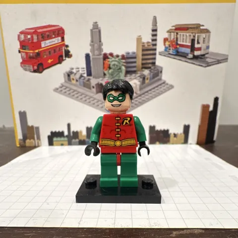 LEGO Robin 2008 Minifigure