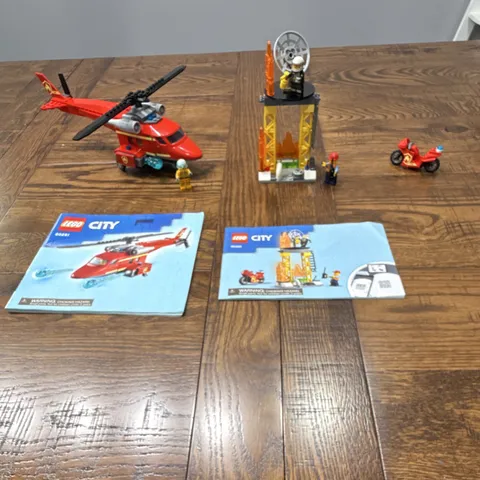 LEGO City 60281 Fire Rescue Helicopter Complete Set w/ Manual 212 pcs