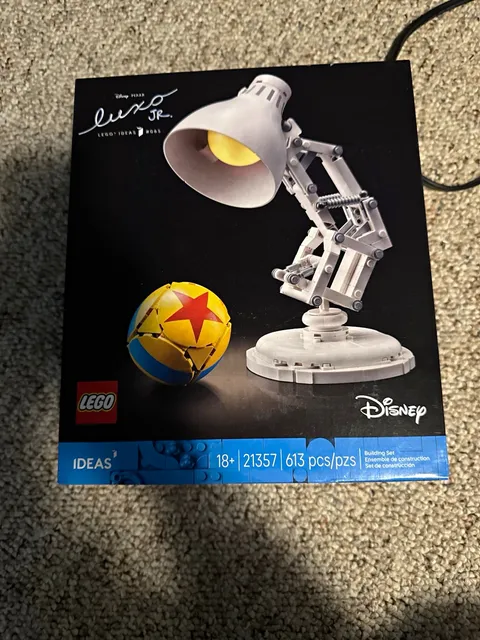 LEGO Ideas Disney Luxo Jr. 21357 Complete Set 613 pcs 18+ Adjustable Box Sealed