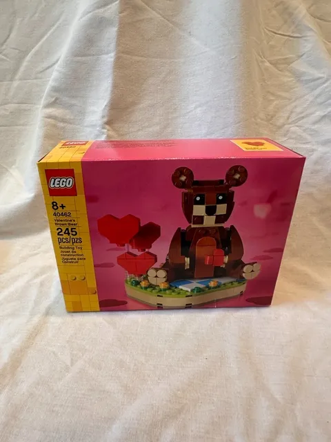 Brand new LEGO set 40462 Valentine's Brown Bear