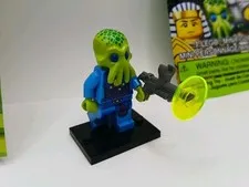 Lego CMF Series 13 Minifigure Complete Set col13-7 Alien Trooper