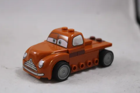 Incomplete -- LEGO Smokey Car - 10743 CARS - FROM - Smokey's Garage