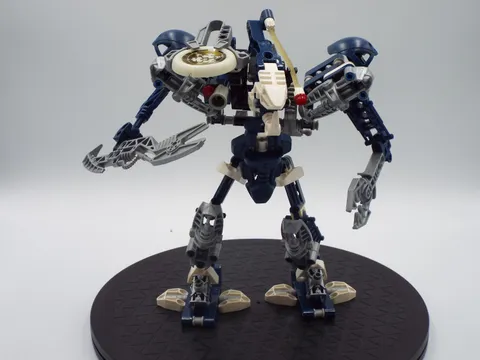 LEGO BIONICLE TITAN WARRIOR KREKKA (8623) COMPLETE FIGURE ***FREE SHIPPING***