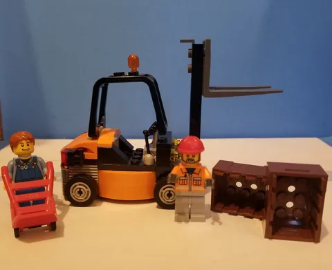 Lego Forklift with Minifigures Accessories Construction City Building