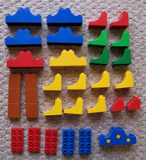 Mixed Lot of 33 LEGO Duplo Bricks Blocks