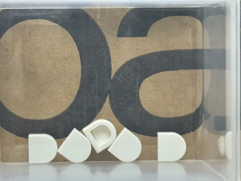 LEGO Parts - White Tile, Round 1 x 1 Half Circle Extended - No 24246 - QTY 5
