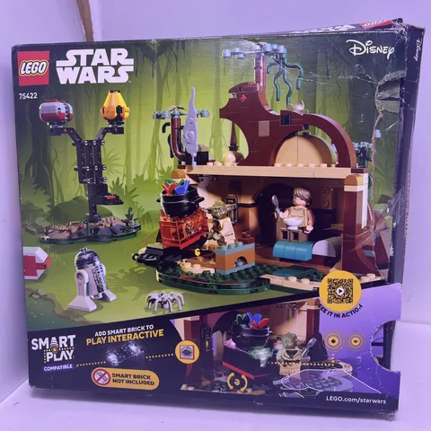 LEGO Star Wars Yoda’s Hut and Jedi ,Don’t know if complete,Damaged box
