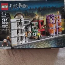 LEGO Harry Potter Diagon Alley 40289 Mini Limited Edition Set, 374 pcs