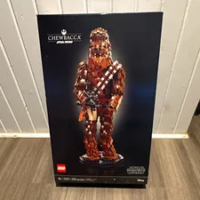 LEGO Star Wars: Chewbacca (75371) 2319 pcs Complete Set Box Display Stand
