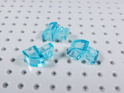 LEGO Lot of 3 Trans Light Blue 1x2x1 Curved Top Bricks BA