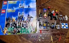 VINTAGE ROYAL KINGS CASTLE #10176- Mini Figures, Knights, Skeletons, & Weapons.