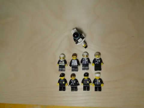 Lego City Police Minifigure Criminal Lot—9 Figures Men Woman Motorcycle
