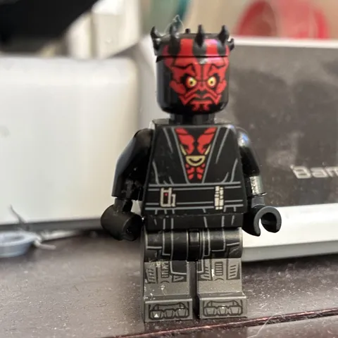 LEGO Star Wars Darth Maul Minifigure Red & Black Horned Head, 1 Piece