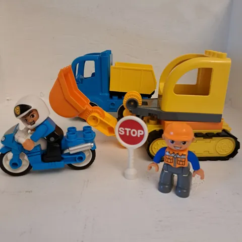 LEGO DUPLO: Truck & Tracked Excavator Incomplete 