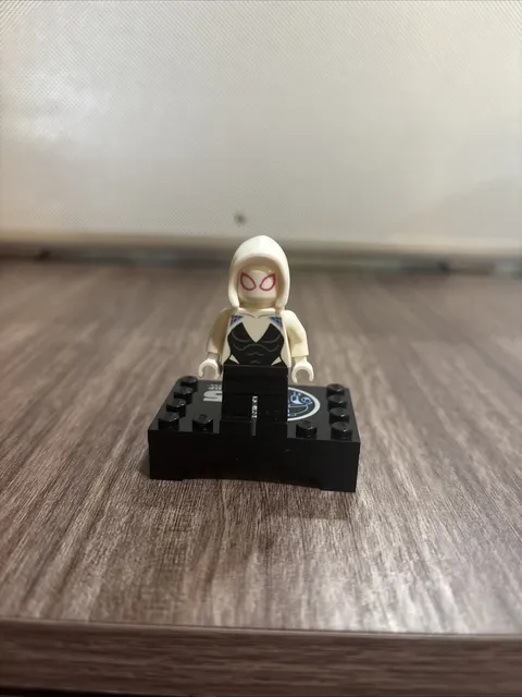 Lego Marvel Super Heroes Ghost Spider Gwen Minifigure 76115 76149