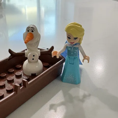LEGO 41155 Disney FROZEN Elsa’s Market Adventure - FULL SET - Used - No Box