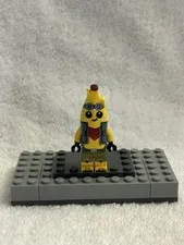 LEGO Fortnite Adventure Peely Minifigure 