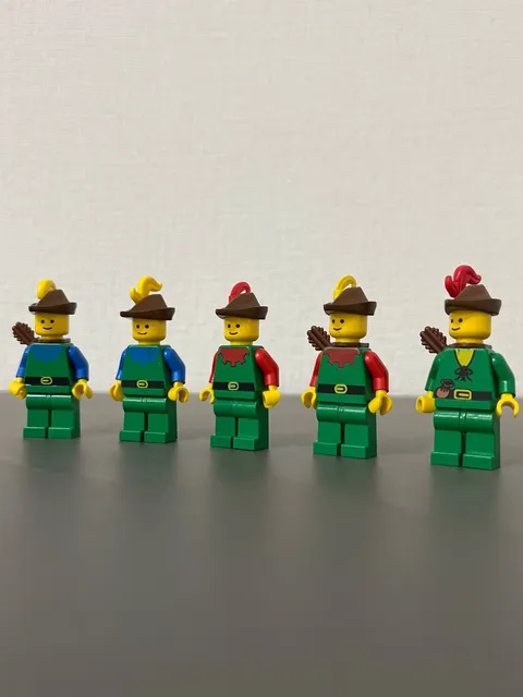 LEGO Castle Forestmen Minifigures 5 Figure Lot Set 6071 6077 Vintage Used