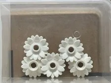 LEGO Parts - White Plant Flower 2 x 2 Round 16 Petals - No 6901 - QTY 5