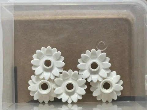 LEGO Parts - White Plant Flower 2 x 2 Round 16 Petals - No 6901 - QTY 5