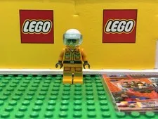 2022 LEGO®  Fire Rescue Worker Minifigure™ Reflective Stripes cty1433