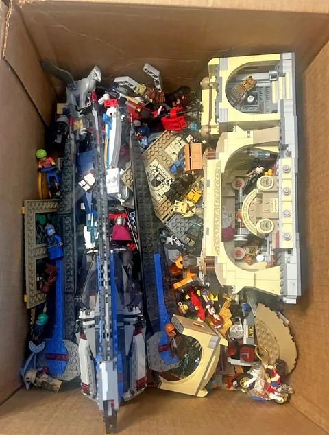 Bulk LEGO Lot Star Wars Marvel DC, Potter, Rare Minifigures + Bulk Pieces