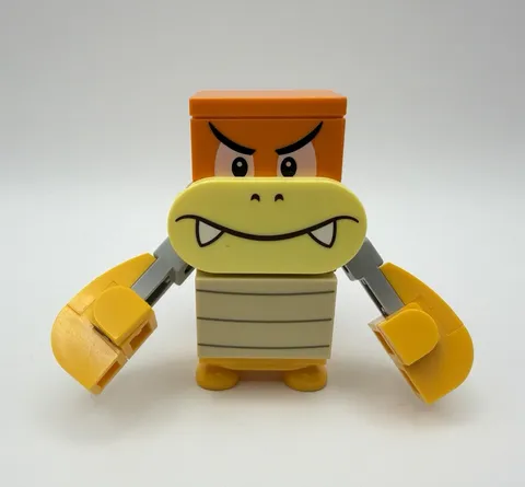 LEGO SUPER MARIO Part mar0065 - Boom Boom, mint condition - 1pc
